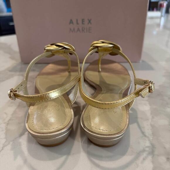 Alex Marie Flat Heel T-Strap Gold Sandals w/Gold Flower Women's Size 8M Dutchess - Picture 2 of 10